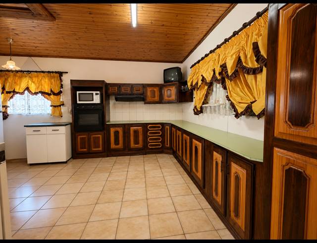 3 BEDROOM HOUSE FOR SALE IN BONANNE